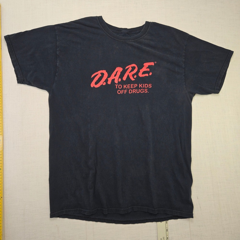 VTG D.A.R.E. T-Shirt LARGE Men Black Red To Keep Kids Off Drugs Retro Streetwear